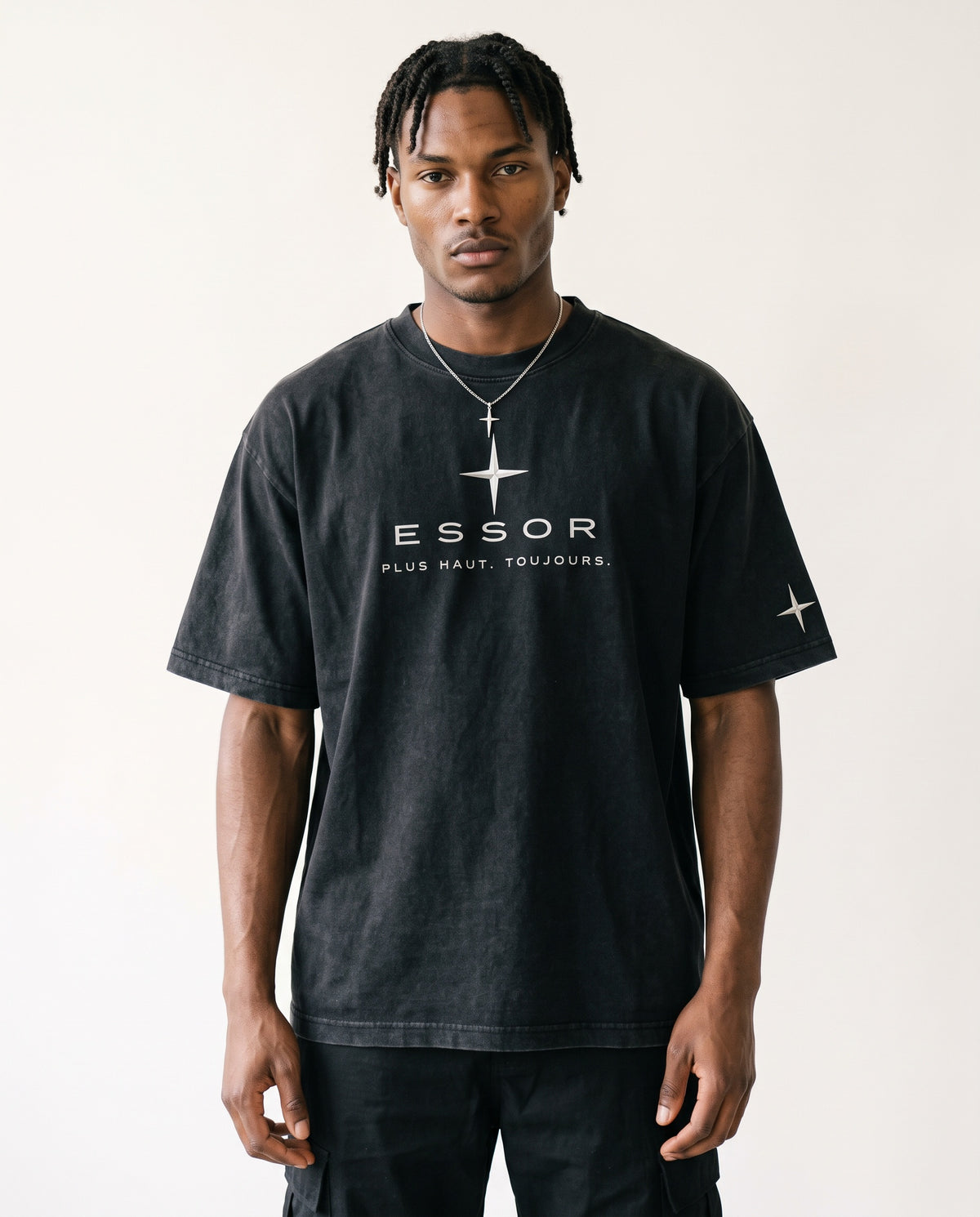 T-Shirt «Globe», Schwarz, Herren-Model, von vorne