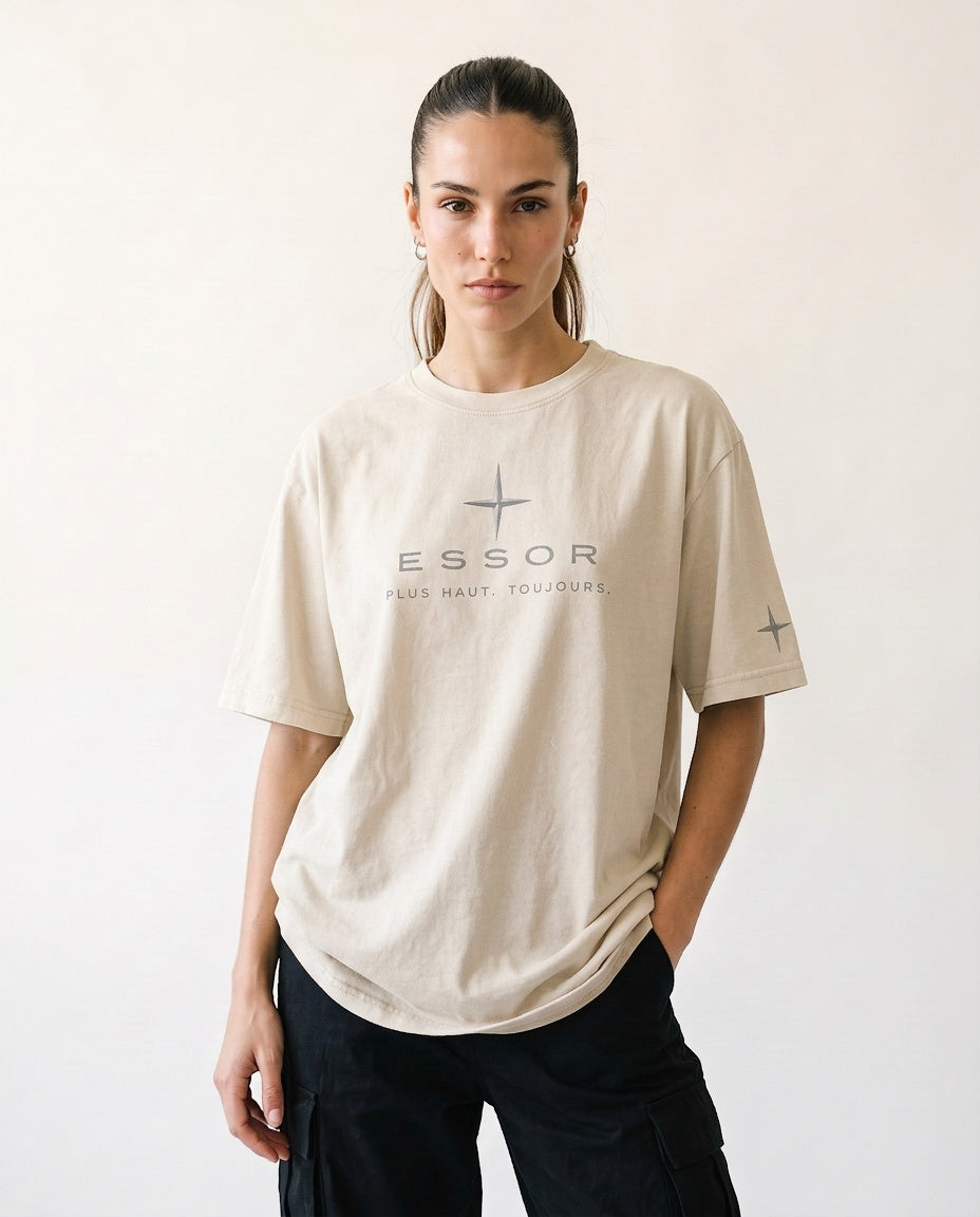 T-Shirt «Globe», Naturweiss, Damen-Model, von vorne