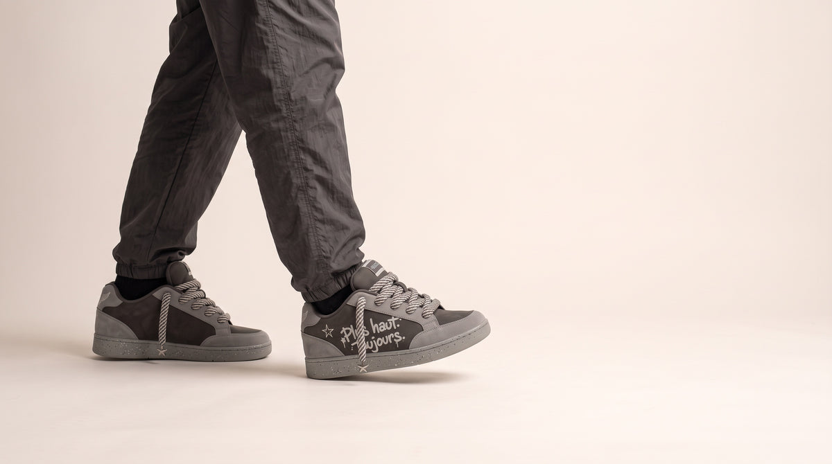 Sneaker «Béton», Dunkelgrau, am Fuss